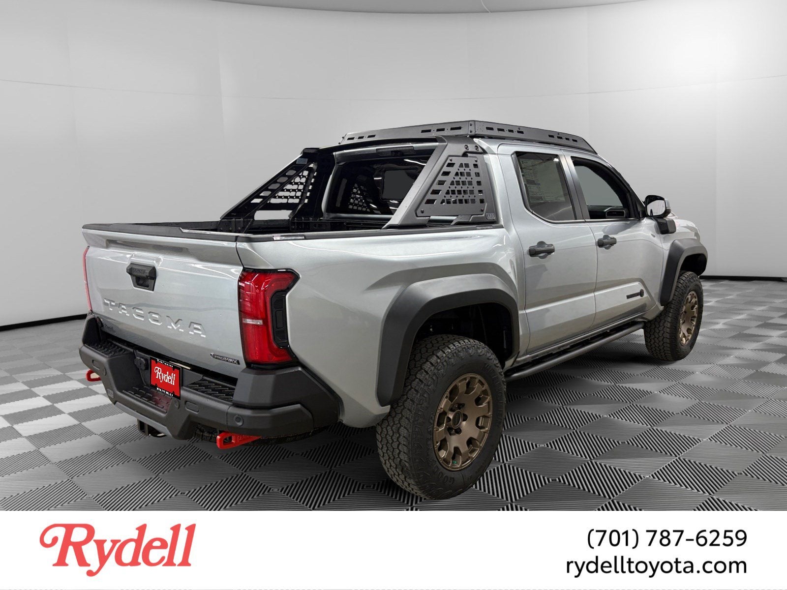 2026 Toyota Tacoma i-FORCE MAX Tacoma Trailhunter
