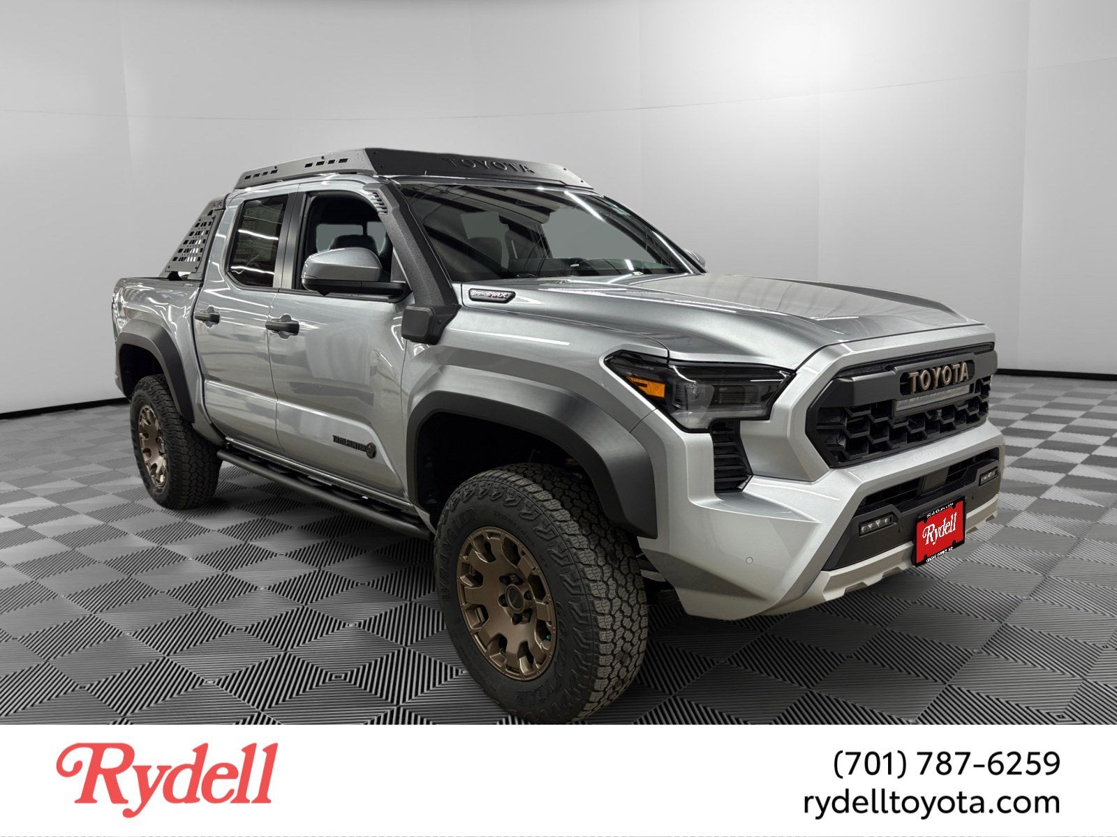 2026 Toyota Tacoma i-FORCE MAX Tacoma Trailhunter
