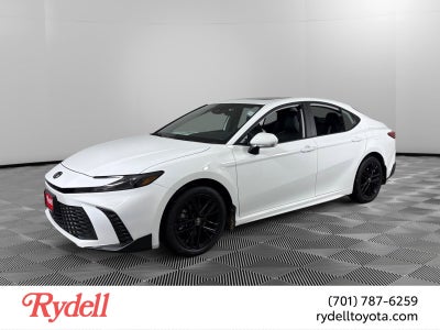 2026 Toyota Camry SE AWD