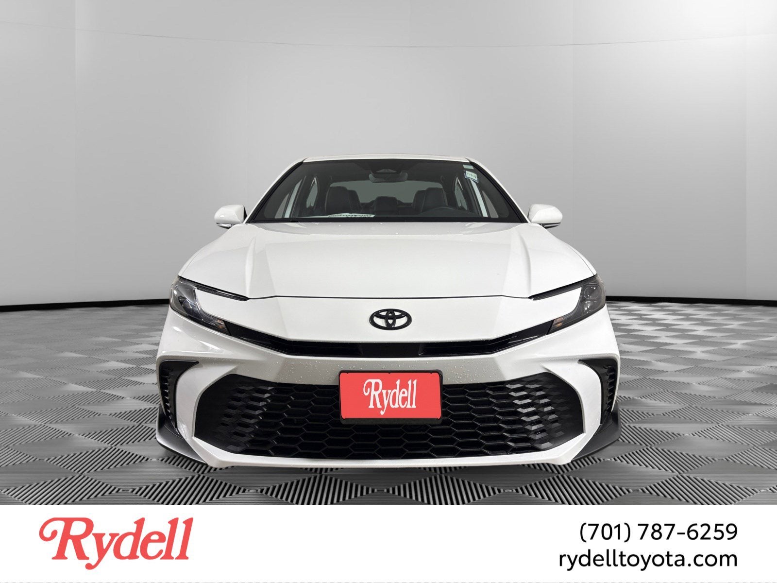 2026 Toyota Camry SE AWD