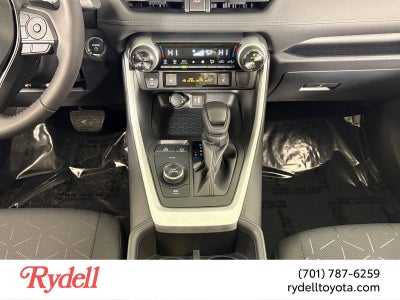 2025 Toyota RAV4 Hybrid XLE