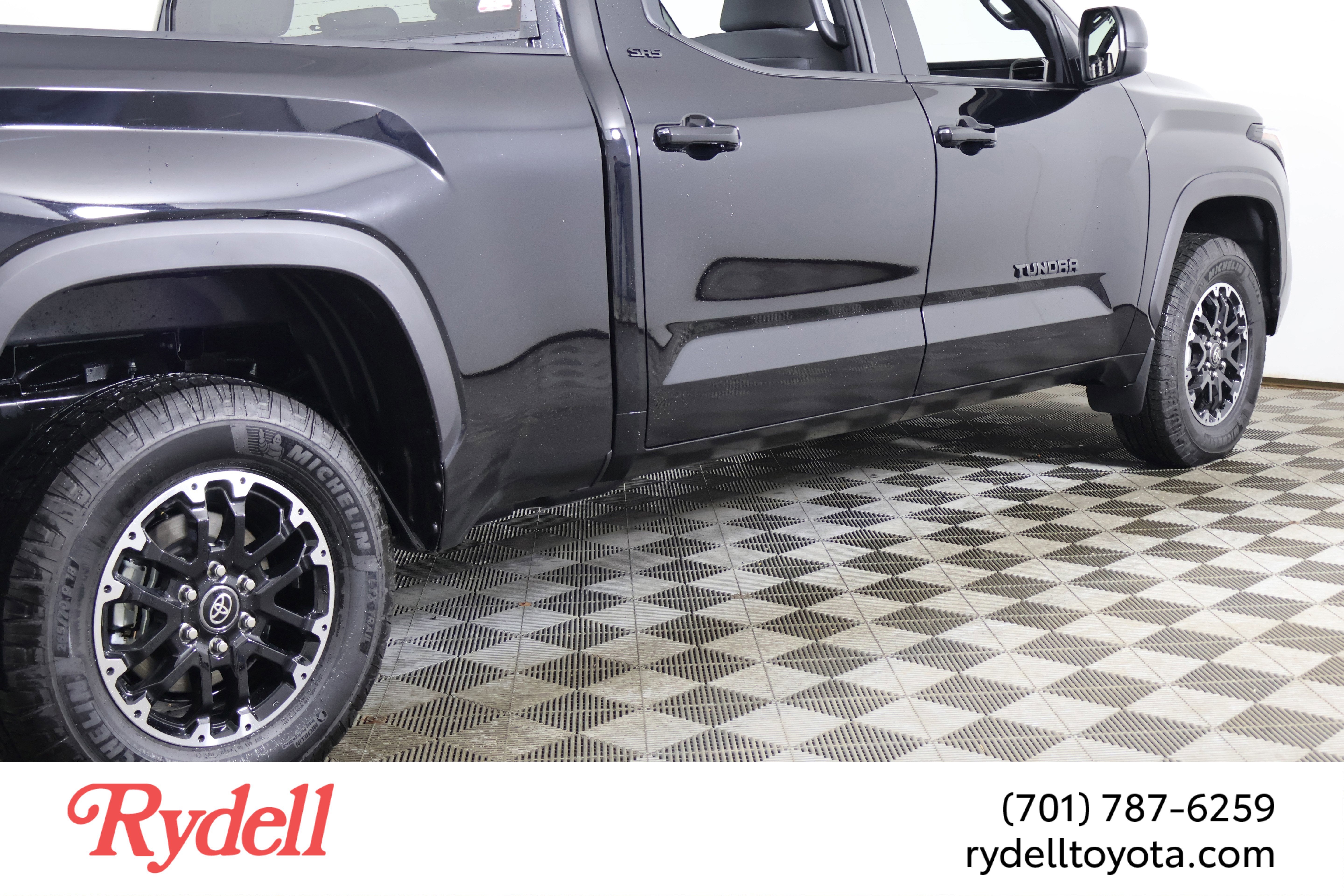 2025 Toyota Tundra SR5