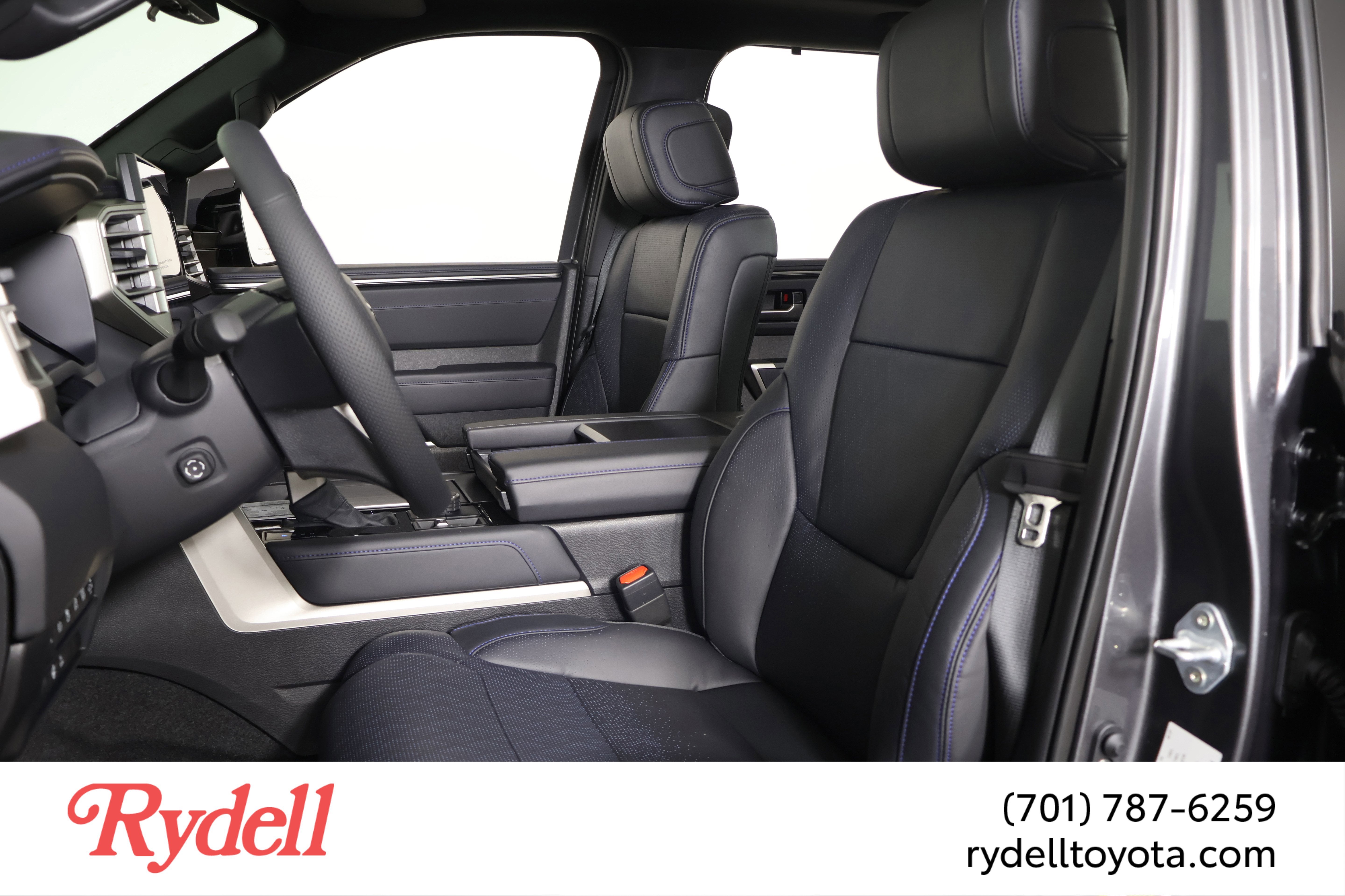 2026 Toyota Tundra i-FORCE MAX Tundra Platinum