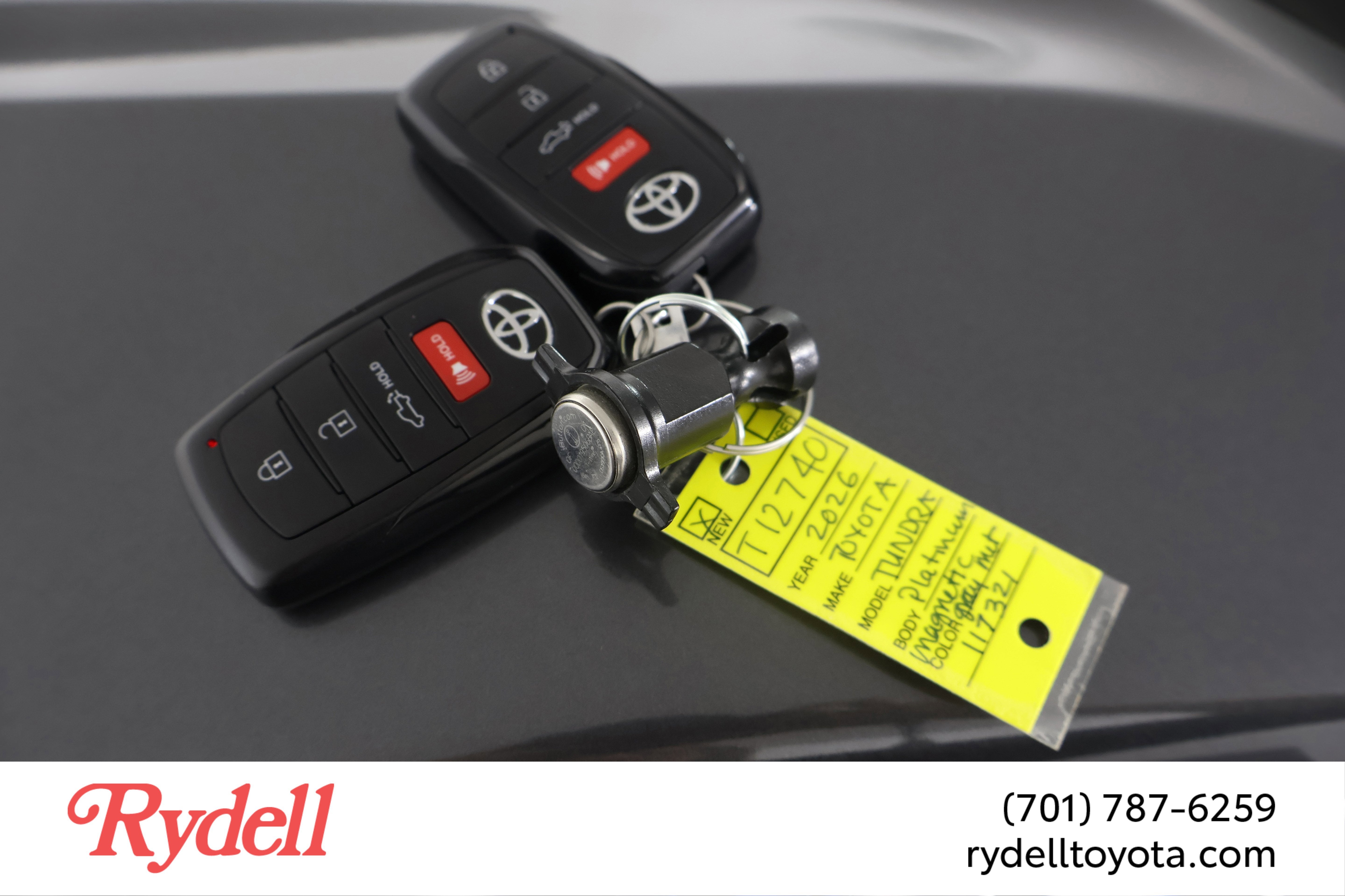 2026 Toyota Tundra i-FORCE MAX Tundra Platinum