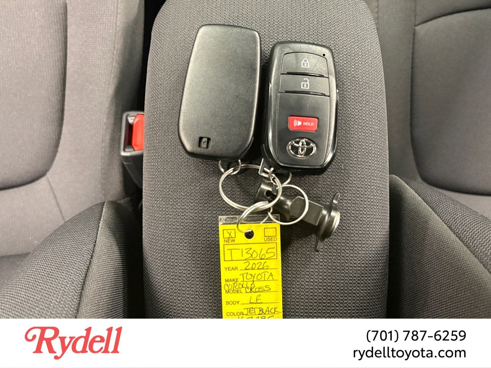 2026 Toyota Corolla Cross LE