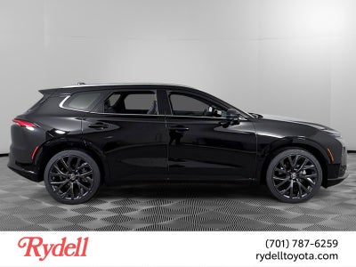 2025 Toyota Toyota Crown Signia Limited