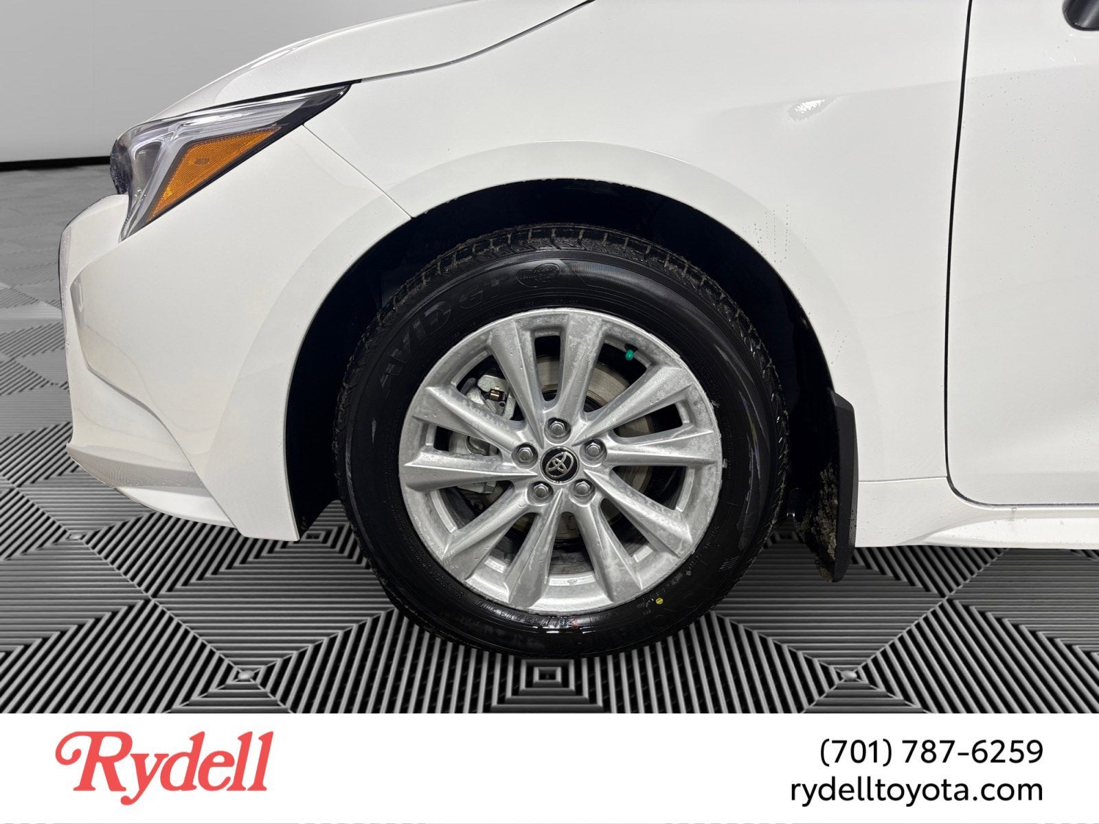 2026 Toyota Corolla Hybrid LE