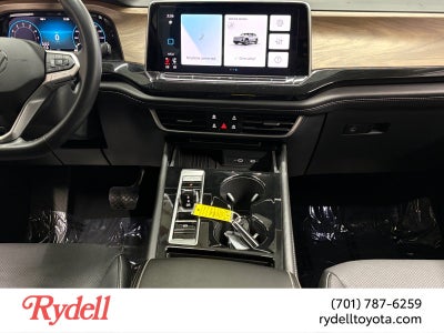 2025 Volkswagen Atlas 2.0T SE w/Technology