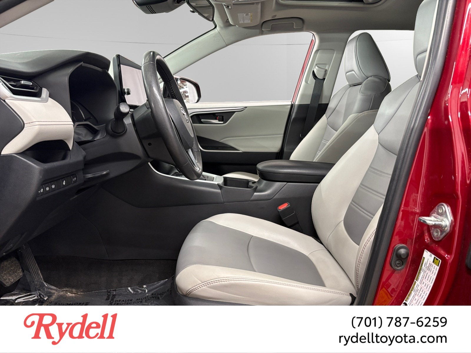 2023 Toyota RAV4 XLE Premium