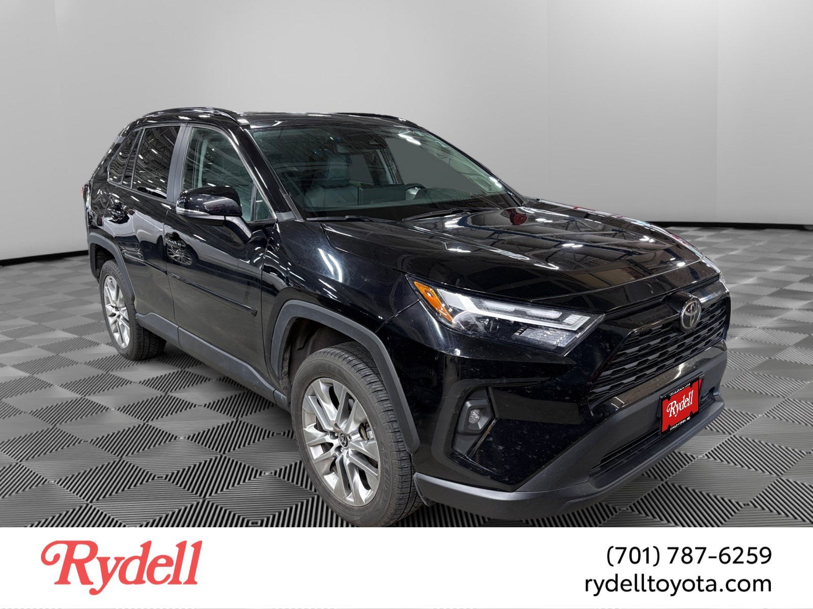 2023 Toyota RAV4 XLE Premium