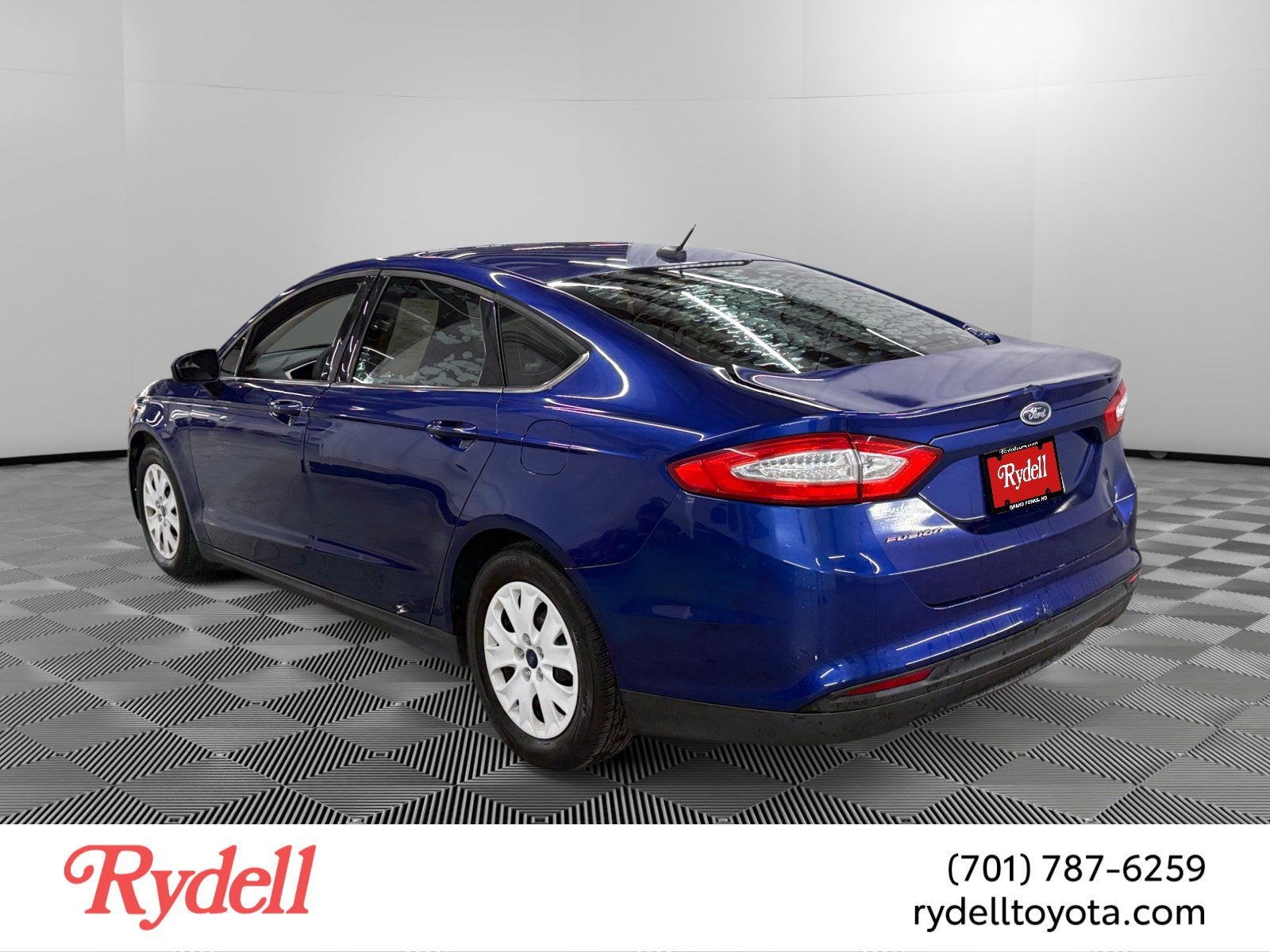 2014 Ford Fusion S