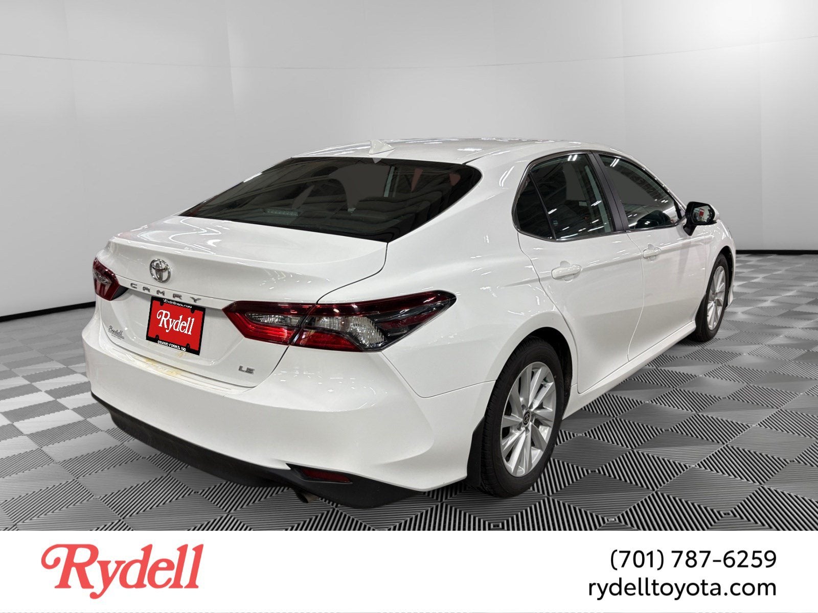 2022 Toyota Camry LE