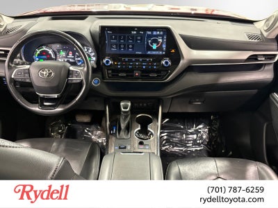 2021 Toyota Highlander Hybrid Platinum