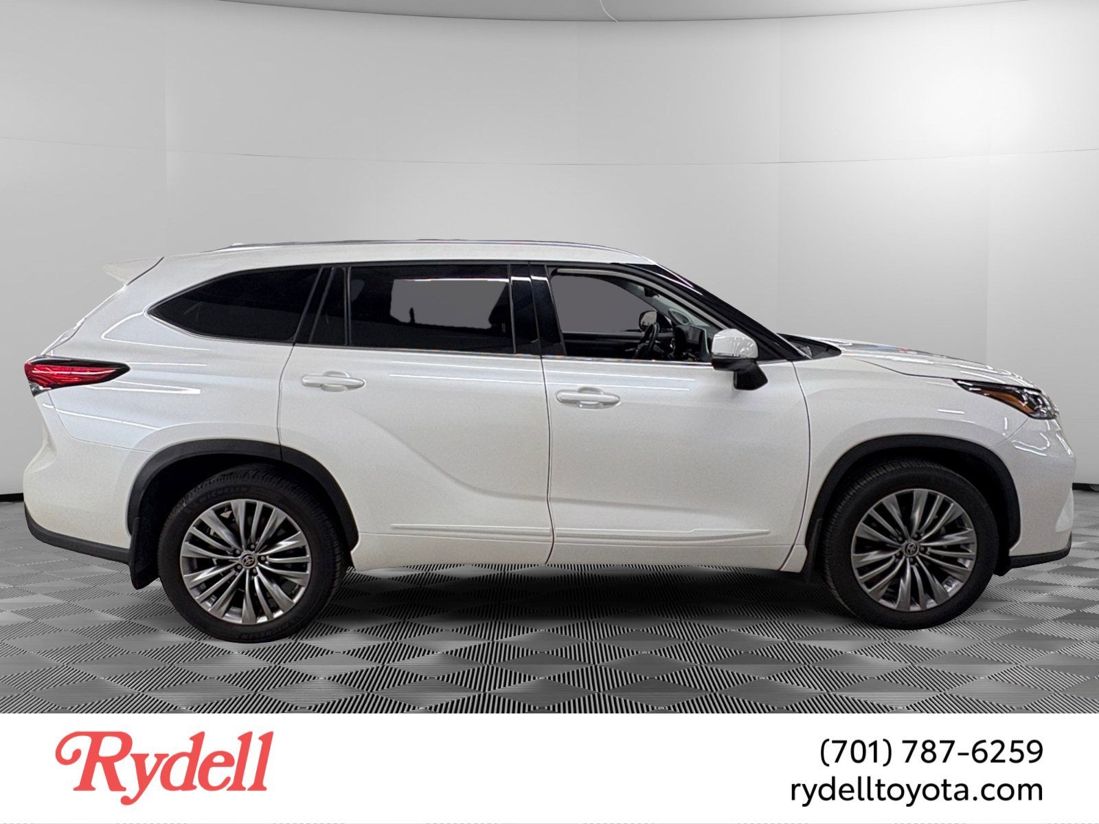 2021 Toyota Highlander Platinum