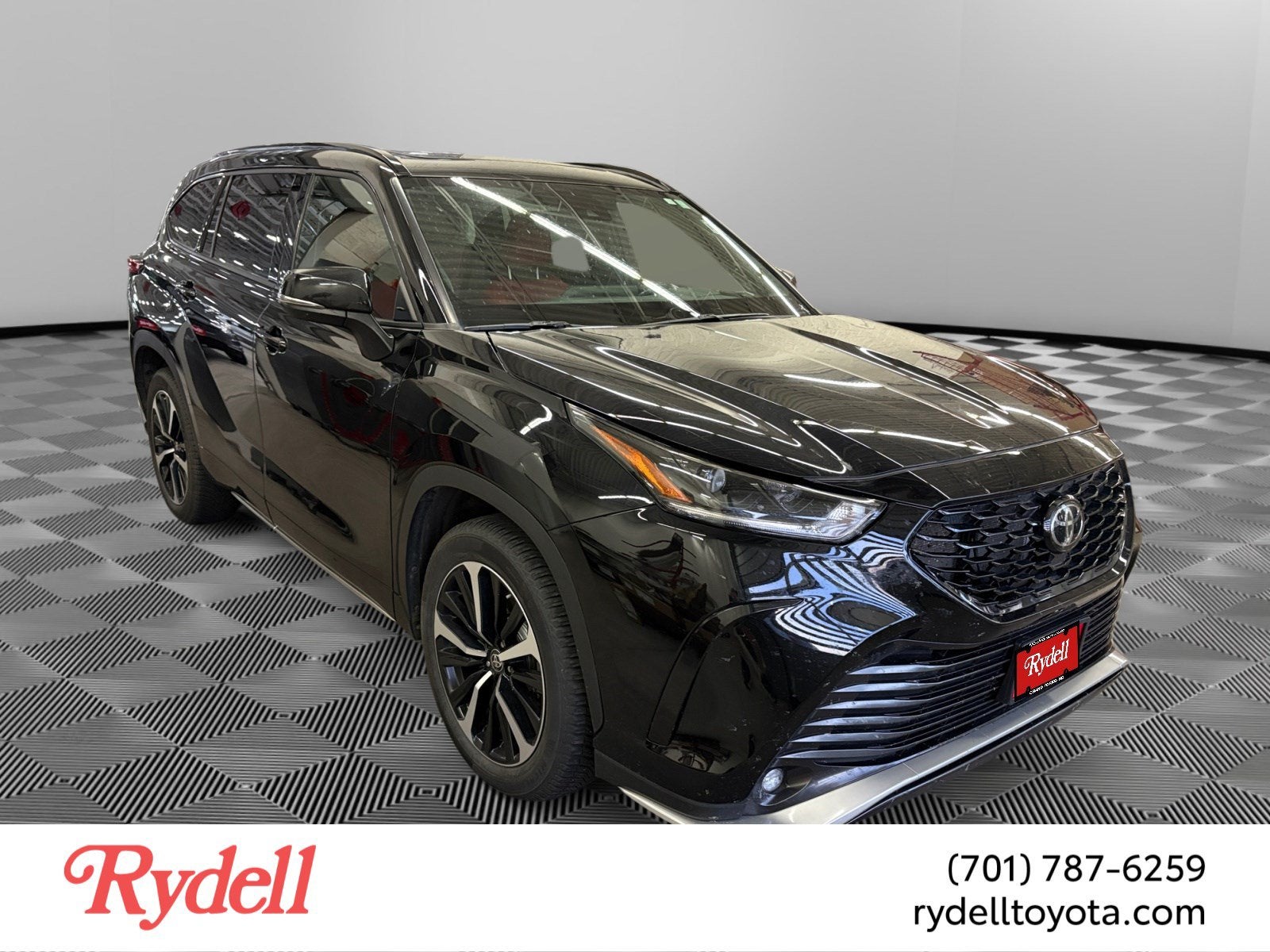 2022 Toyota Highlander XSE