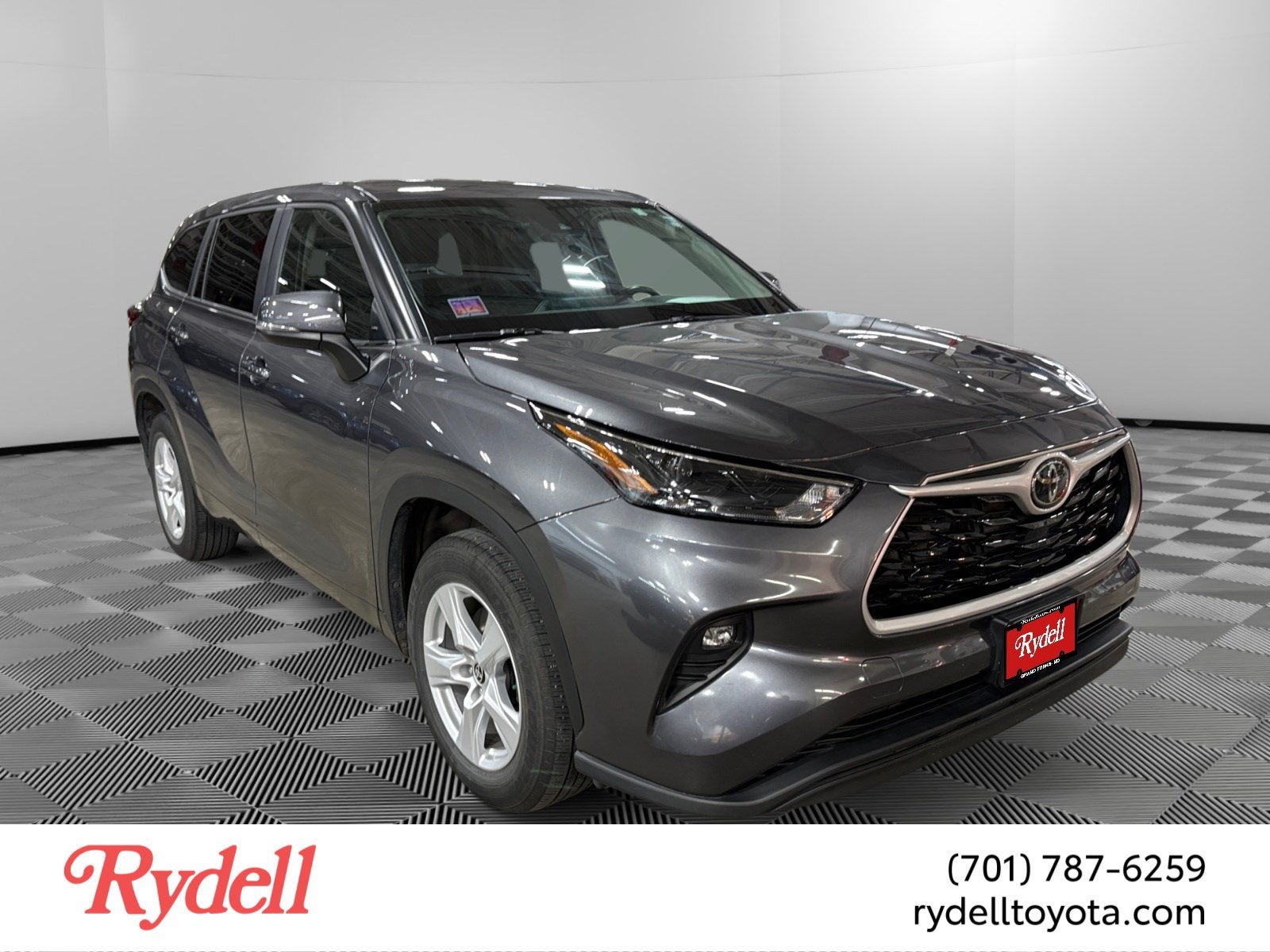 2023 Toyota Highlander LE