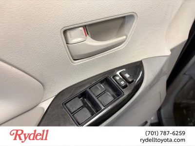 2013 Toyota Sienna LE