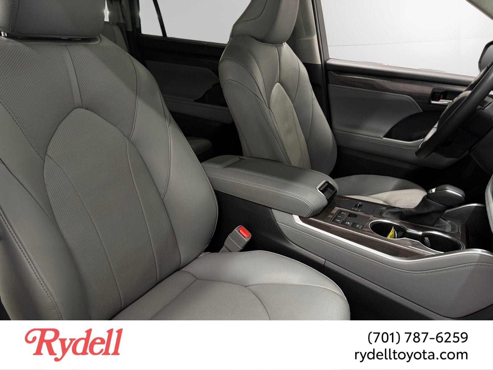 2024 Toyota Highlander Hybrid Limited