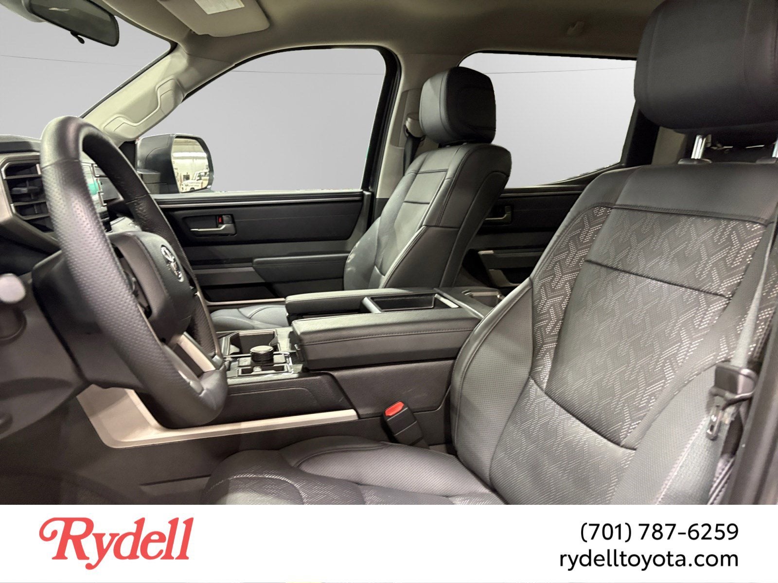 2024 Toyota Tundra 4WD SR5