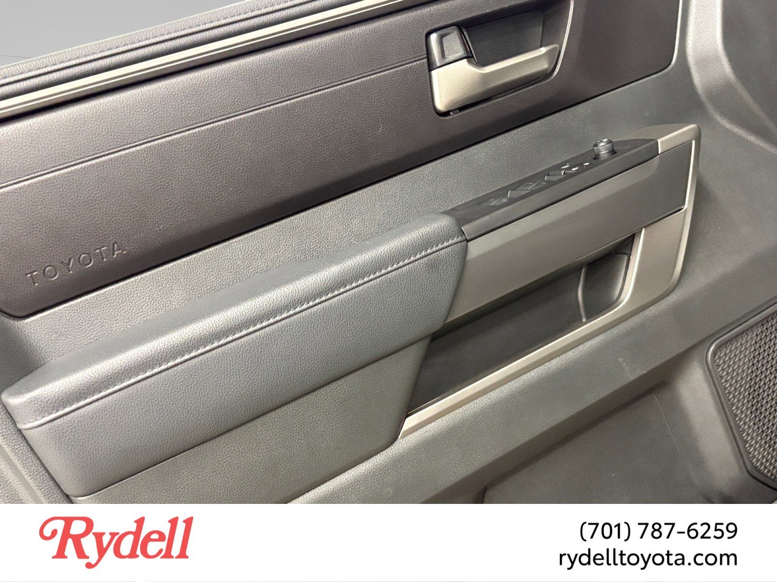 2024 Toyota Tundra 4WD SR5