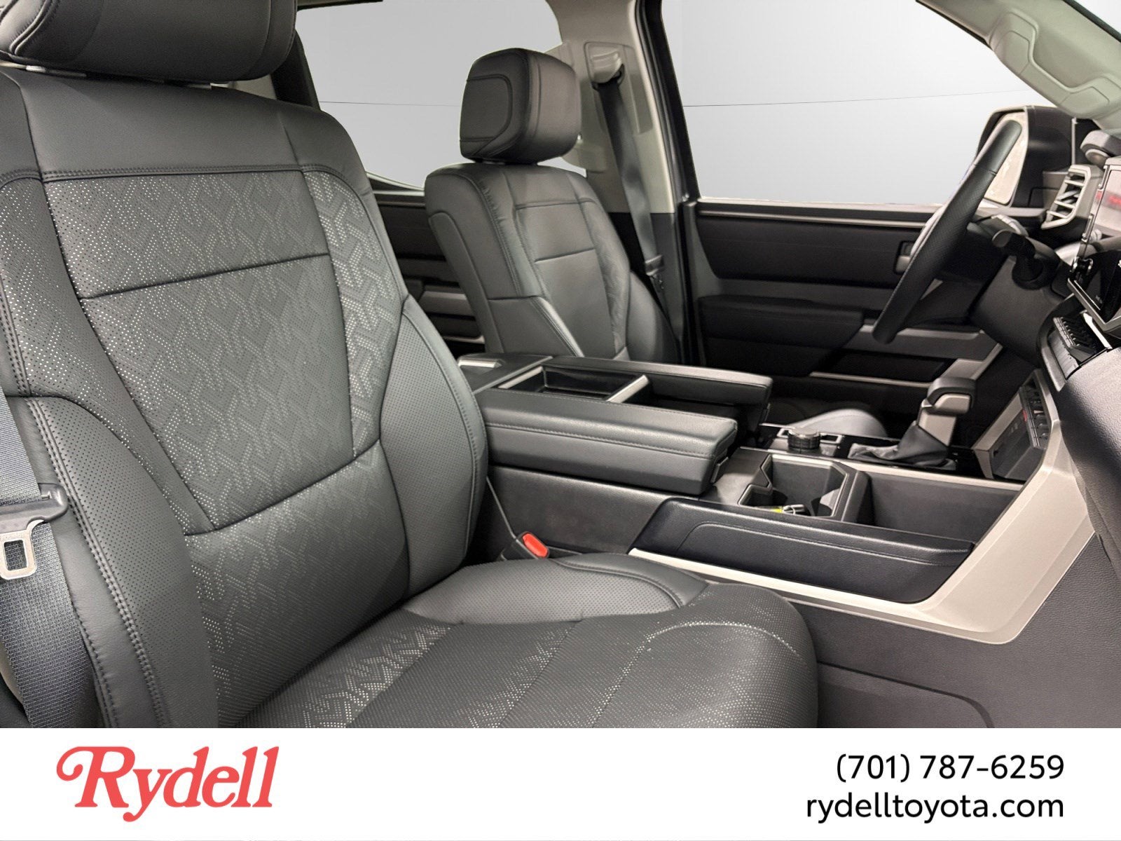 2024 Toyota Tundra 4WD SR5