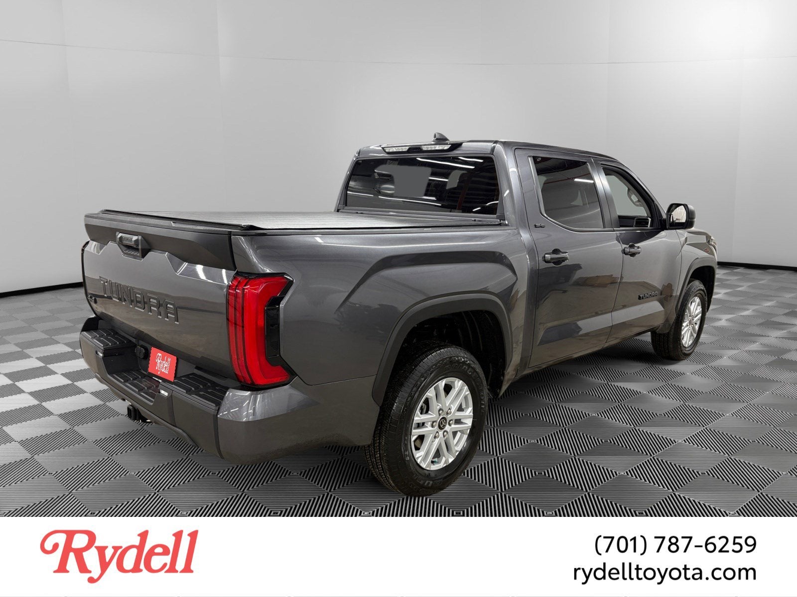 2024 Toyota Tundra 4WD SR5