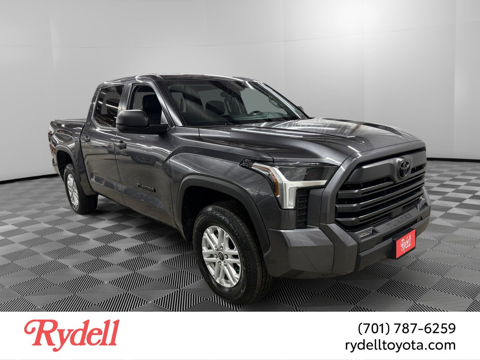 2024 Toyota Tundra 4WD SR5