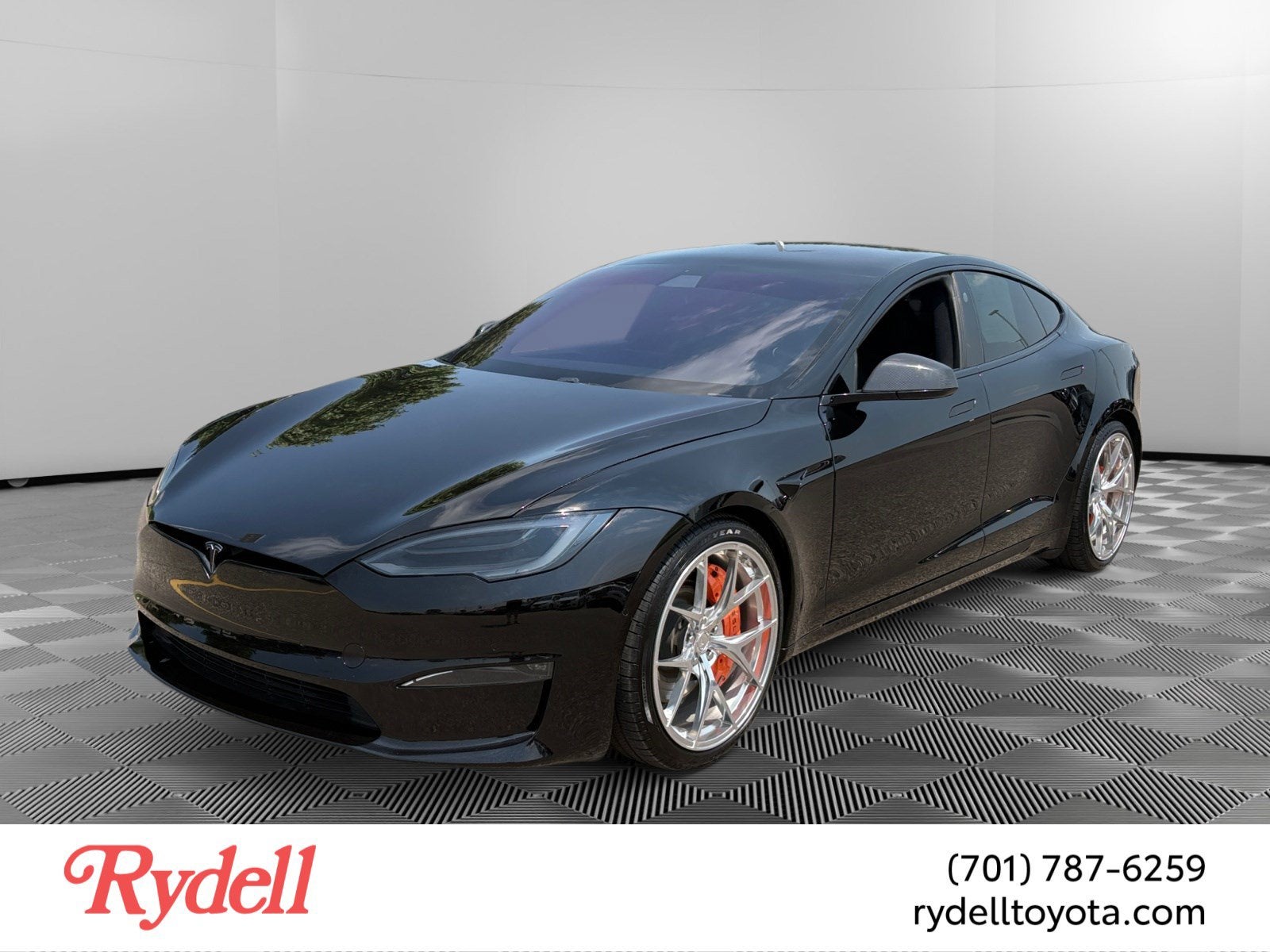 2021 Tesla Model S Plaid
