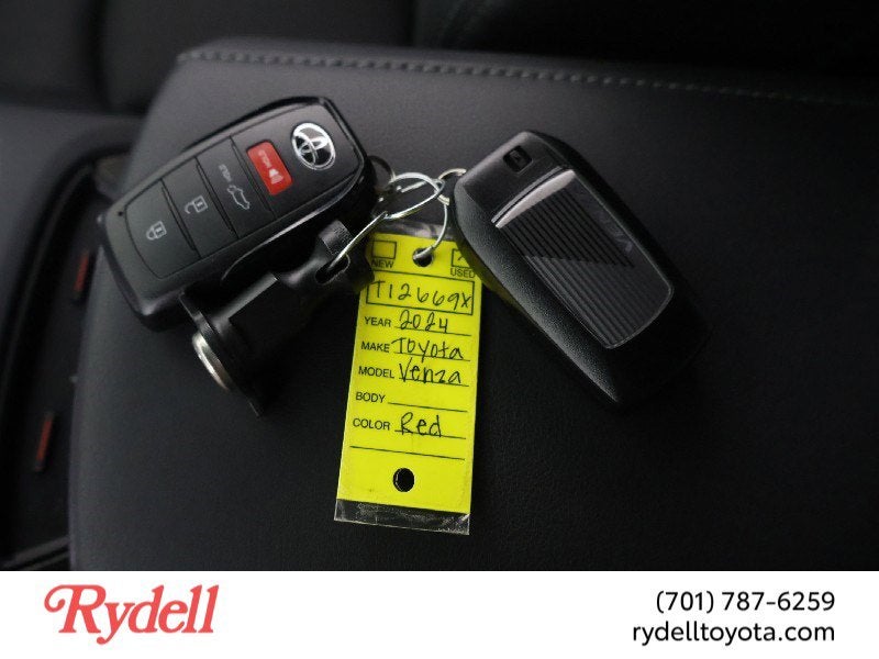 2024 Toyota Venza XLE