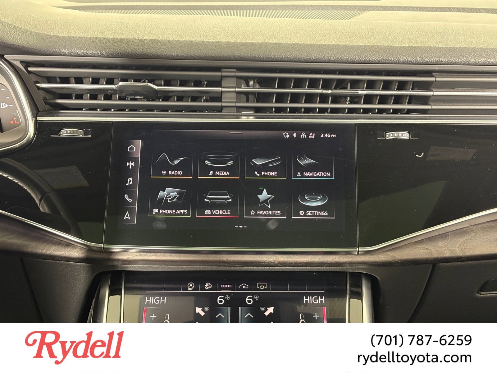 2021 Audi Q7 Premium Plus