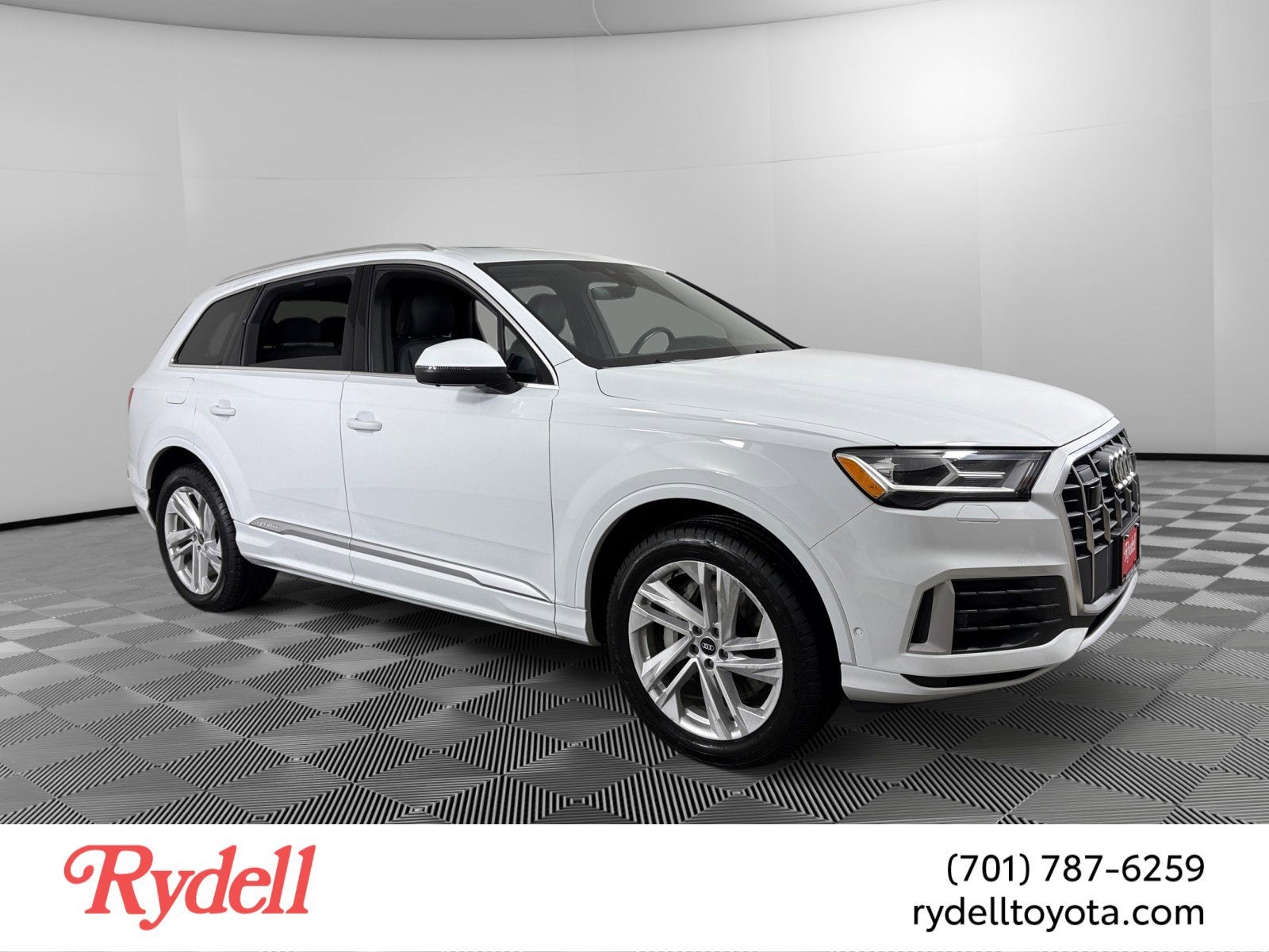 2021 Audi Q7 Premium Plus