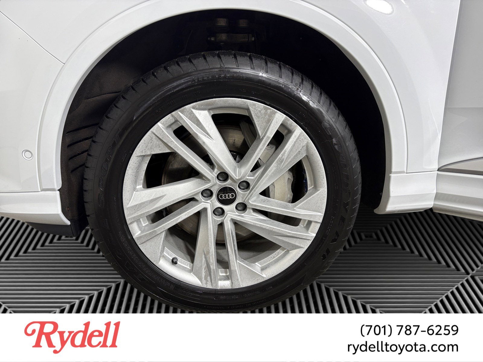 2021 Audi Q7 Premium Plus