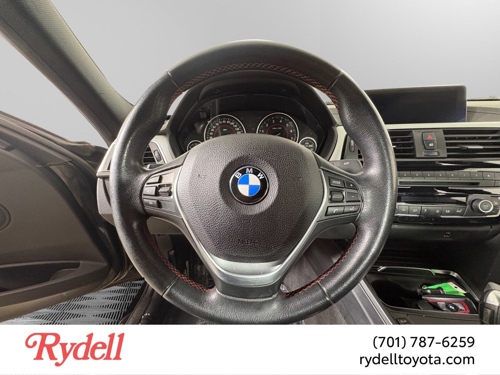 2018 BMW 3 Series 330i xDrive