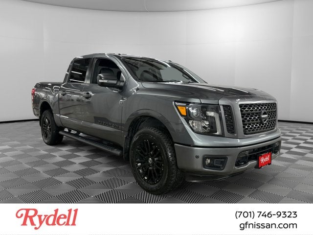 2019 Nissan Titan SL