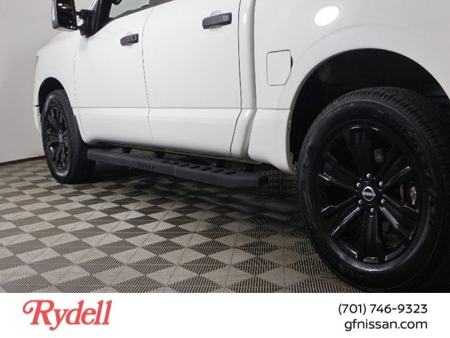 2024 Nissan Titan SV
