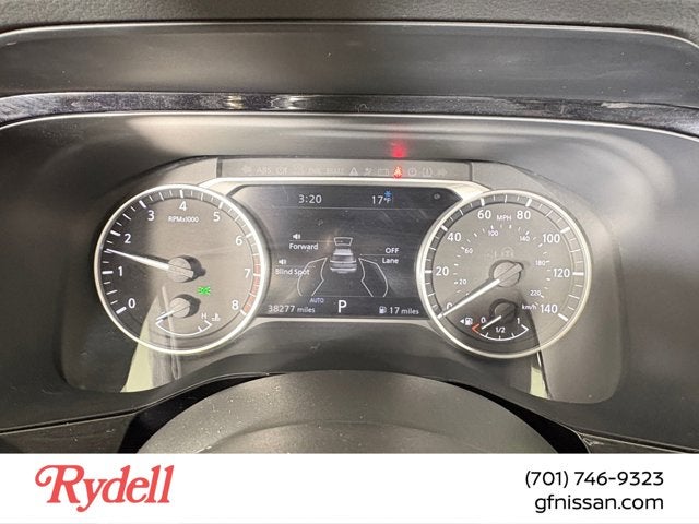 2023 Nissan Pathfinder SL