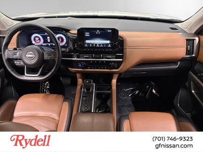 2024 Nissan Pathfinder Platinum