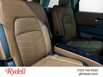 2024 Nissan Pathfinder Platinum