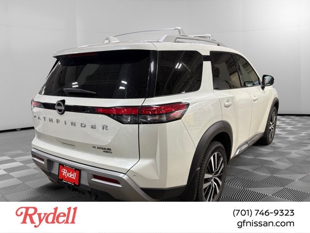 2024 Nissan Pathfinder Platinum