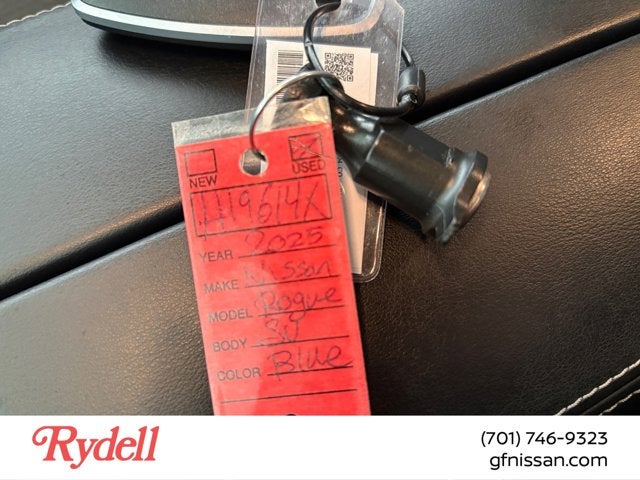 2025 Nissan Rogue SV