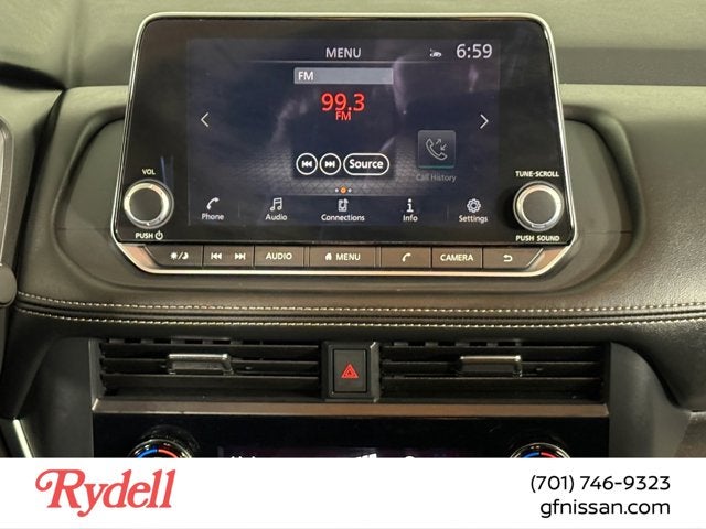 2025 Nissan Rogue SV