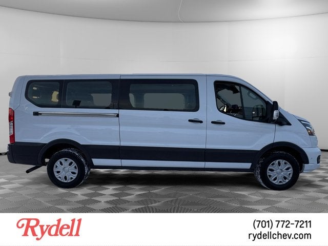 2023 Ford Transit Passenger Wagon XLT