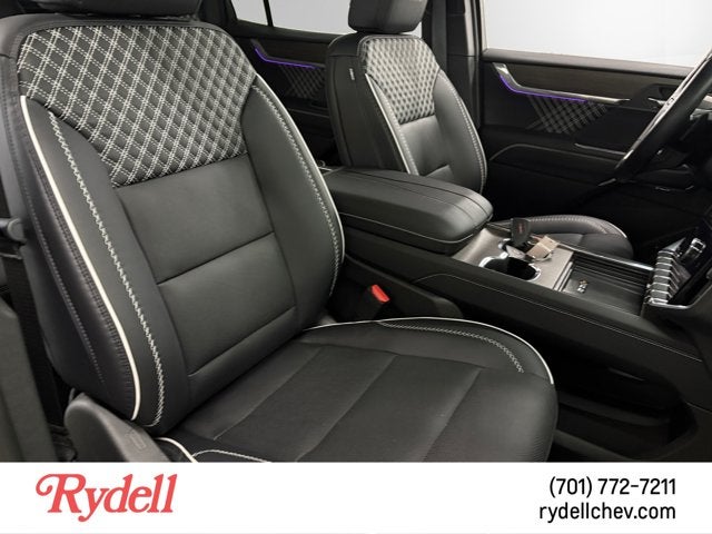 2026 GMC Acadia AWD Denali