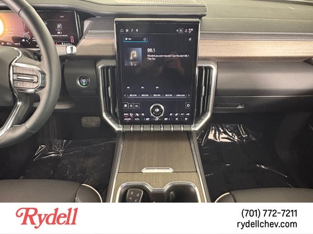 2025 GMC Acadia AWD Denali