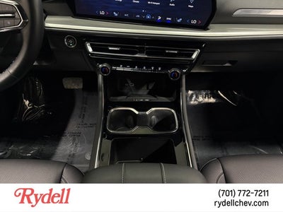 2026 Chevrolet Traverse AWD LT