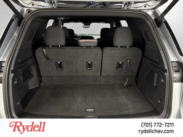 2026 Chevrolet Traverse AWD LT