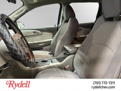 2011 Chevrolet Traverse LT w/1LT