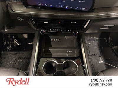 2025 Chevrolet Suburban LT