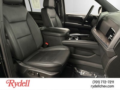 2025 Chevrolet Suburban LT