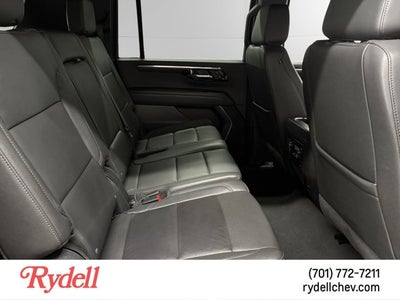 2025 Chevrolet Suburban LT